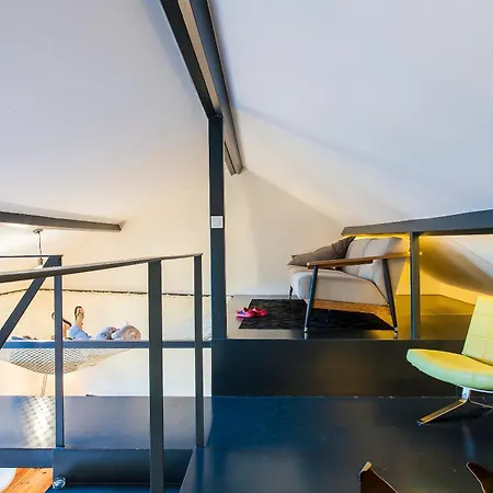Loft Lx Factory ליסבון